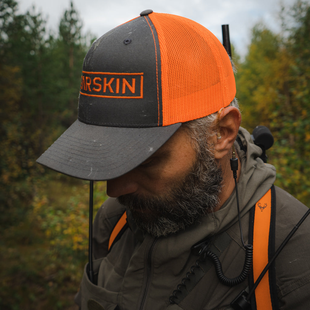 Bearskin Classic Cap i orange/grå. Jaktkeps utvecklat av och för jägare.